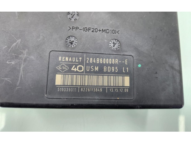 Блок предохранителей 284B60008R   Renault Megane III    