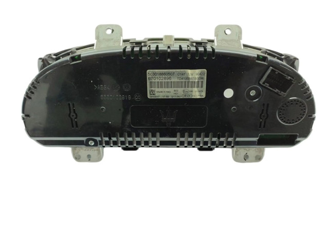 Přístrojová deska Maserati Levante 2017 670102896