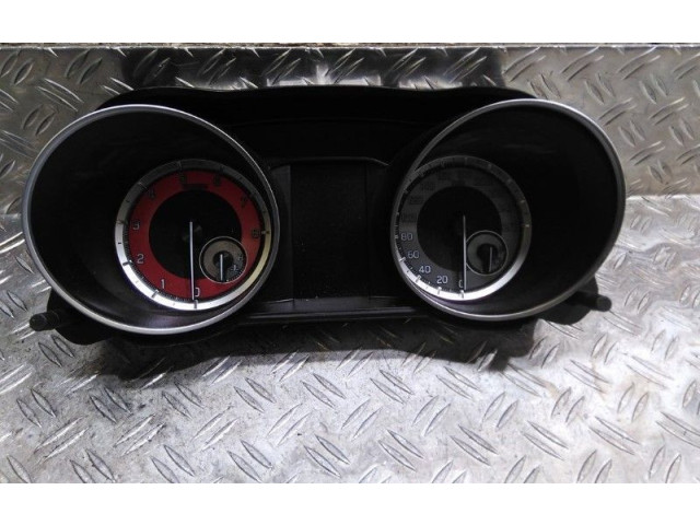 Přístrojová deska Suzuki Swift III 2021 3411081SG0, 3411081SG0