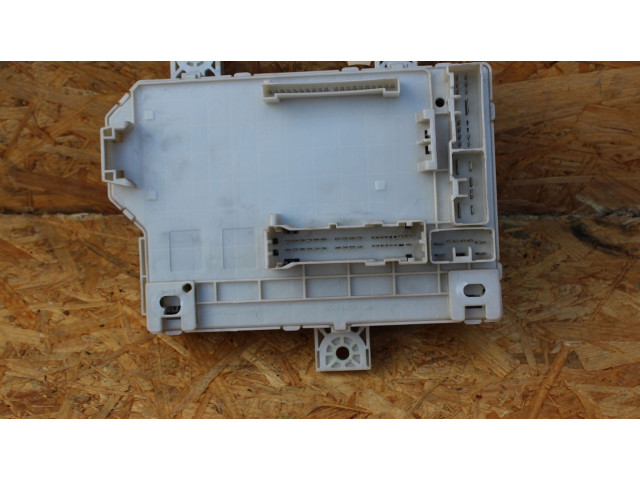 Блок предохранителей 8565A174 Mitsubishi Colt