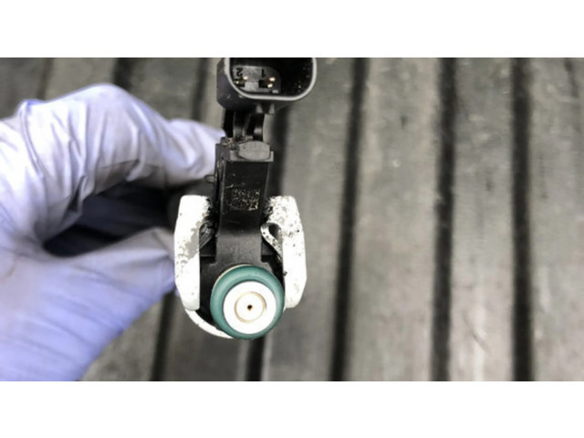 Vstřikovač 06M906036K Audi A4 S4 B9 pro benzínový motor 3.0