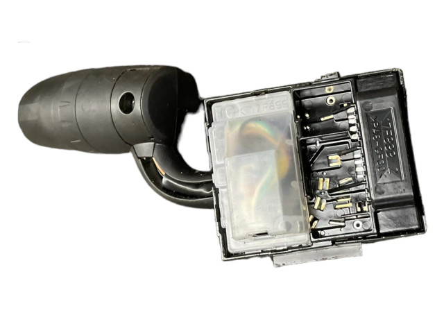 Ручка стеклоочистителей 17F899 Mazda 3 II