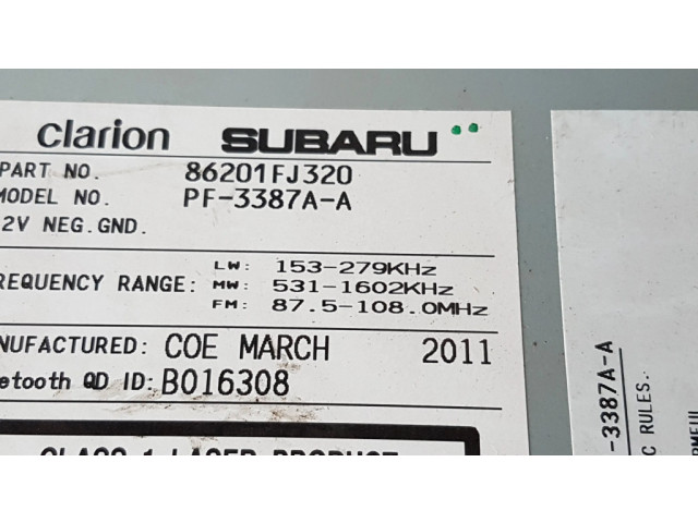 Радио/ проигрыватель CD/DVD / навигация