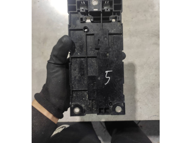 Pojistková skříňka G92Z147020, 71405024 Lexus CT 200H 2011