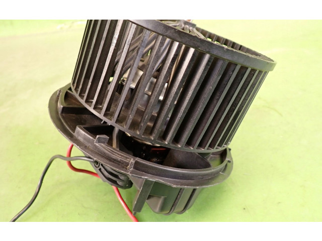 Вентилятор печки       Renault Clio III