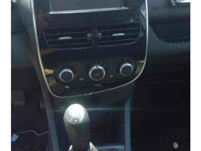 Вентилятор радиатора         Renault Clio IV 