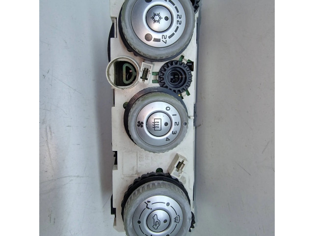 Блок управления климат-контролем P7820A221Y, 69660063   Mitsubishi Colt