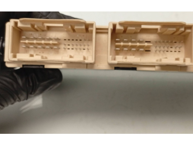 Píst A2059009908, A2059015402 Mercedes-Benz C W205 651921