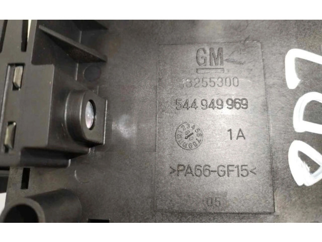 Pojistková skříňka 544949969, 544949969 Chevrolet Cruze 2010