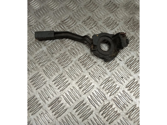 Ручка стеклоочистителей 811953503C Audi 80 90 B2