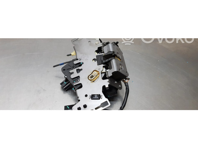 Замок багажника 68030379AA Chrysler Grand Voyager V 2007-2015 года