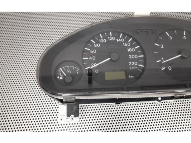 Панель приборов MR480209   Mitsubishi Space Star       