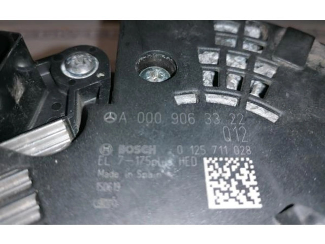 Генератор A0009063322, 0125711028   Mercedes-Benz A W176      