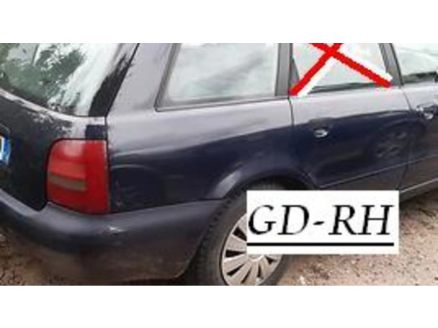 Основное стекло задних дверей