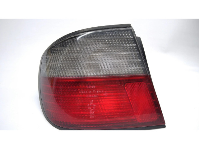 Задний фонарь 23190102 Nissan Primera 2000-2001 года