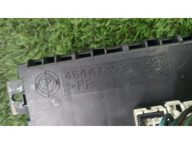 Блок предохранителей 46447809   Alfa Romeo 166    