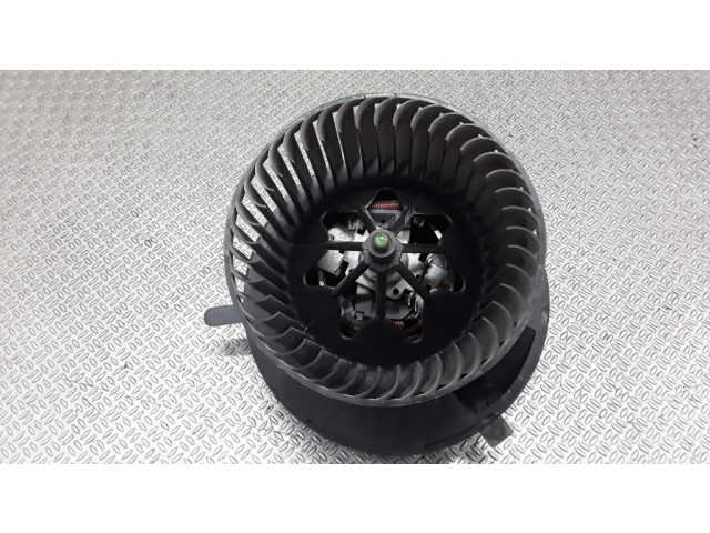 Вентилятор печки 1KD819015 Skoda Octavia Mk2 (1Z)