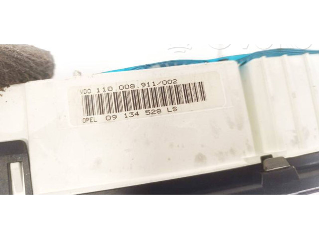 Панель приборов 09134528, 110008911   Opel Vectra B       