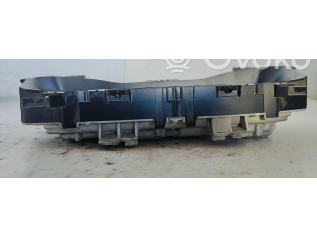 Панель приборов 5E3920770B Skoda Octavia Mk4