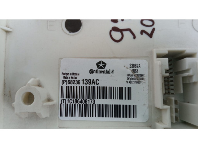 Блок комфорта 68236139AC Jeep Grand Cherokee