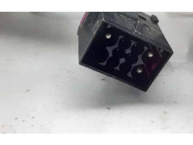 Зеркало электрическое Audi A8 S8 D2 4D 1994 - 2002 года