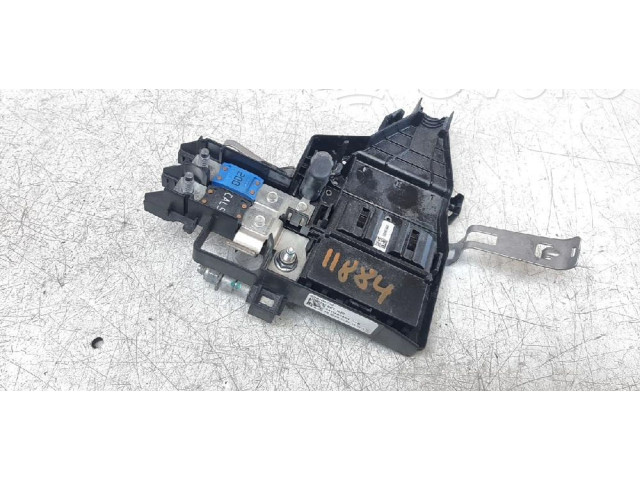 Блок предохранителей 241148233R   Dacia Duster II    