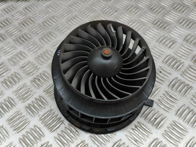 Вентилятор печки A0999062003, 0130309001 Mercedes-Benz GLC X253 C253