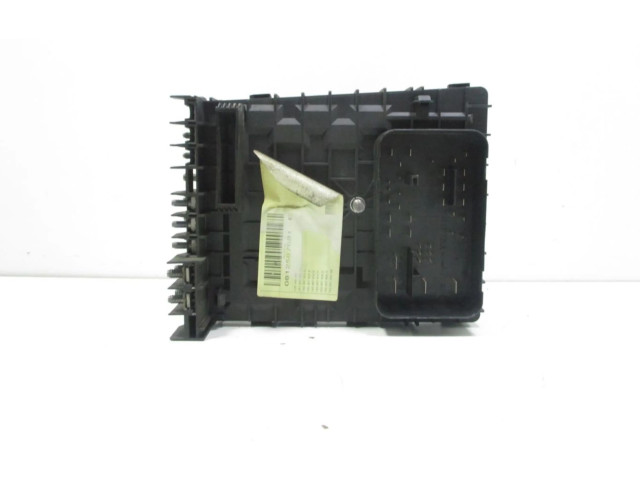 Pojistková skříňka 1K0937125A Volkswagen Caddy 2008