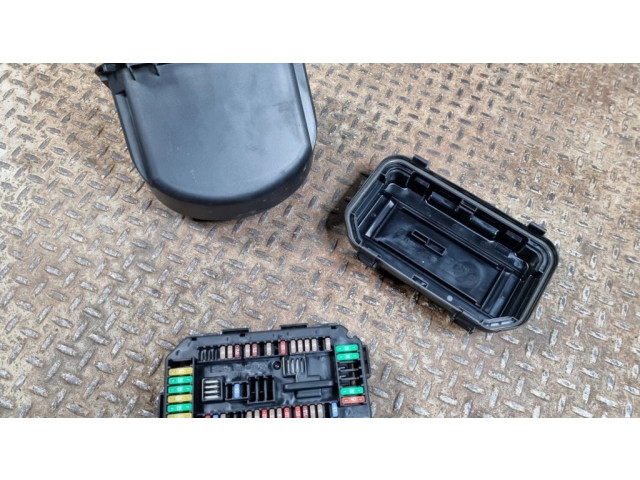 Pojistková skříňka 9389068, 9224872 BMW 4 F36 Gran coupe 2017