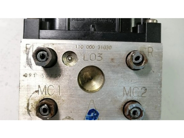 Jednotka ABS 476603S410   Nissan Navara D22 2004