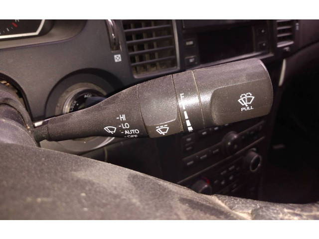 Ручка стеклоочистителей    Chevrolet Epica