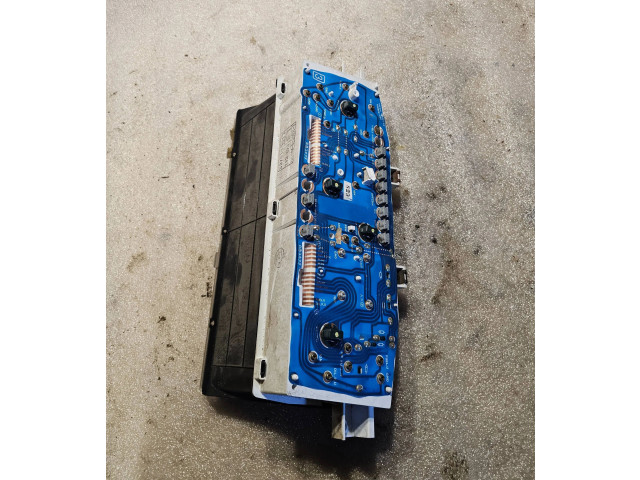 Přístrojová deska Opel Monterey 1991 8970333217, 112670