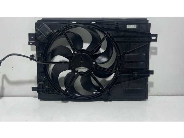 Электрический вентилятор радиаторов 9832930080 Opel Combo E