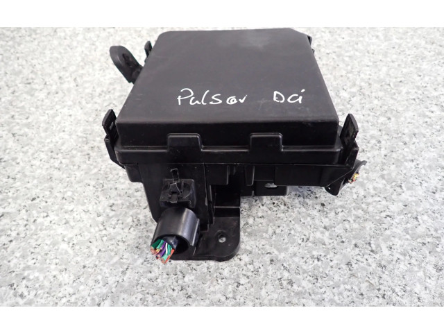   Pojistková skříňka    Nissan Pulsar 2015