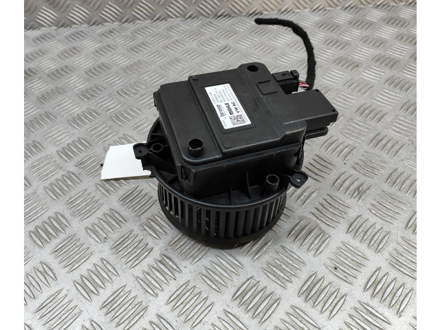 Вентилятор печки    4M2820021B   Audi A5