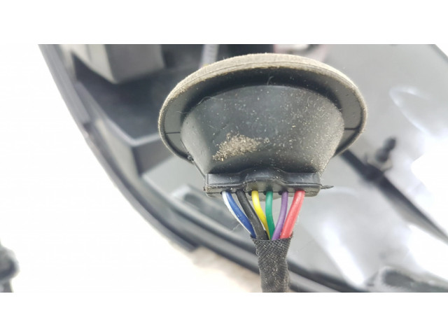 Задний фонарь левый сзади LJ6B13405, LJ6B13405AG    Ford Escape IV   2020- года