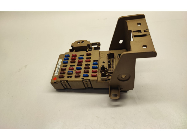   Pojistková skříňka 82201FJ211   Subaru XV 2016