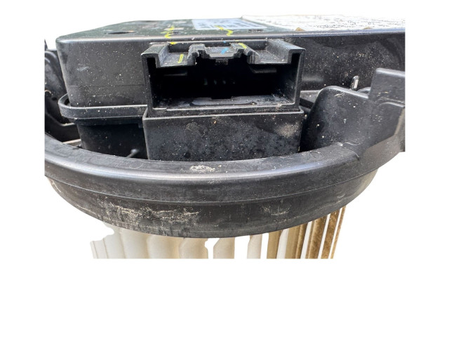 Вентилятор печки    LX6A19846GB   Ford Escape IV