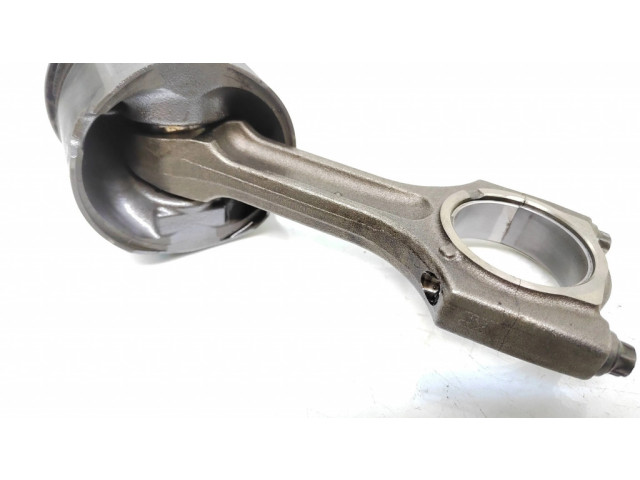 Píst 0840c, 512t67 BMW 1 E81 E87 pro naftový motor 2.0 M47/T2