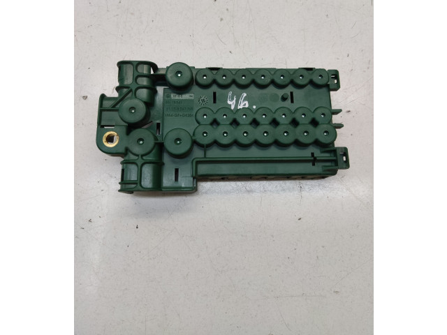 Pojistková skříňka 8367768, 61138367768 BMW 5 E39 2000