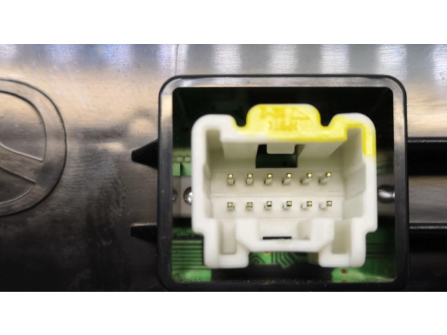 Дисплей    GAA9611J0, BGAL1   Mazda 6