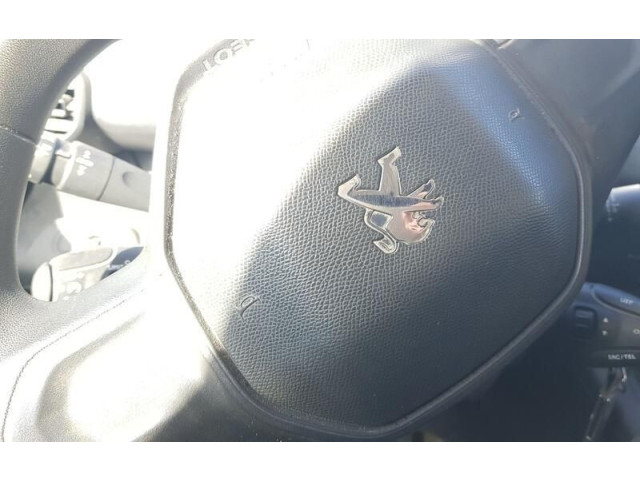 Подушка безопасности водителя 98185172ZD   Peugeot Partner III