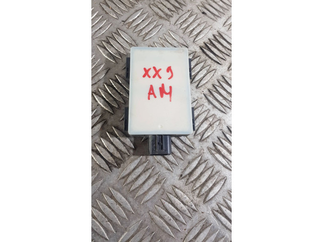 Модуль управления слепым пятном 31451933 Volvo XC90