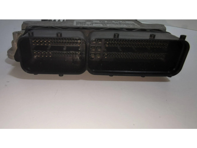 Řídící jednotka 03G906021CG, 1039S12044   Volkswagen Caddy 2005