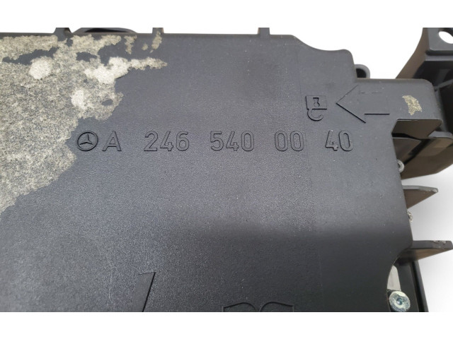 Pojistková skříňka A2465400040 Mercedes-Benz GLA W156 2016