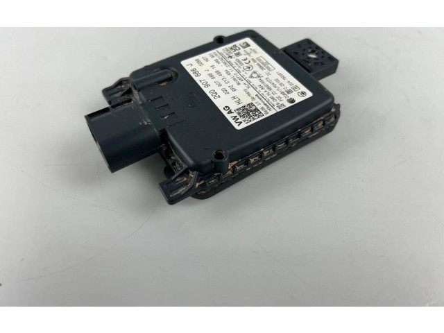 Модуль управления слепым пятном 2Q0907686J Volkswagen Golf VIII