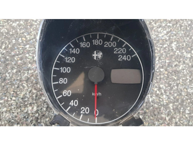 Панель приборов 156049820 Alfa Romeo 156