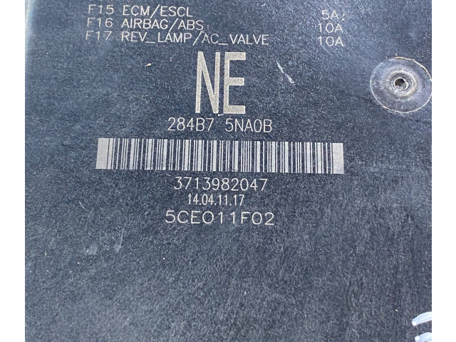 Блок предохранителей 284B75NA0B Nissan Rogue