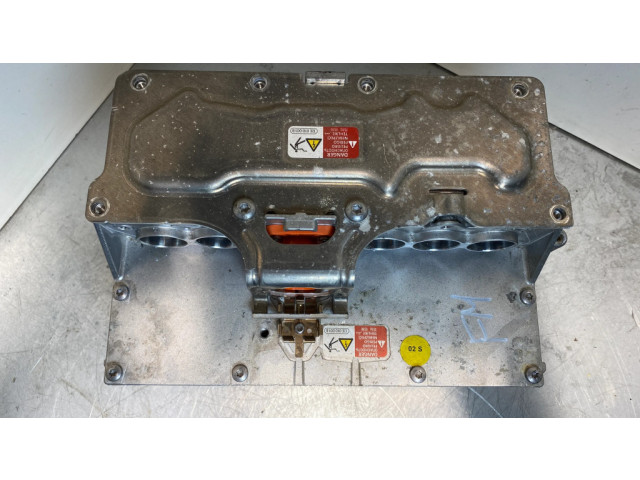 Преобразователь напряжения