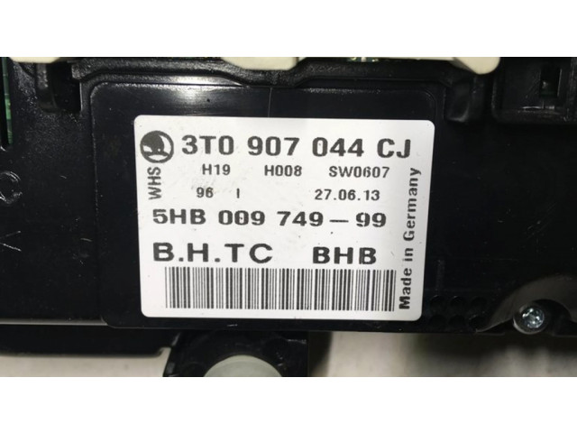 Блок управления климат-контролем 3T0907044CJ Skoda Superb B6 (3T)